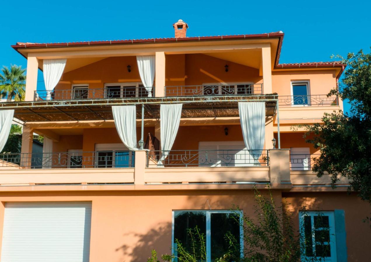 Apartments Villa Kristina Супетарська Драґа Екстер'єр фото