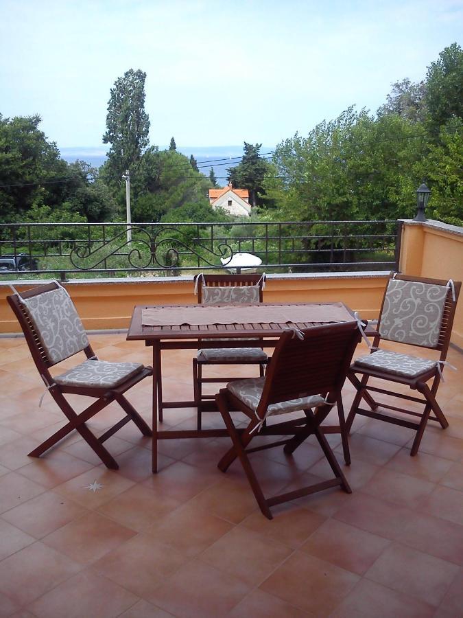Apartments Villa Kristina Супетарська Драґа Екстер'єр фото