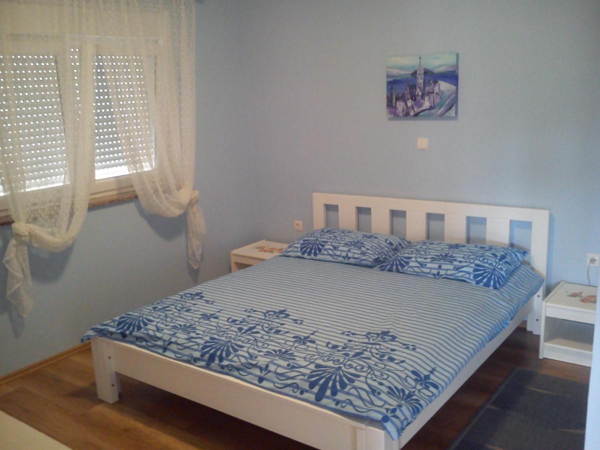 Apartments Villa Kristina Супетарська Драґа Екстер'єр фото