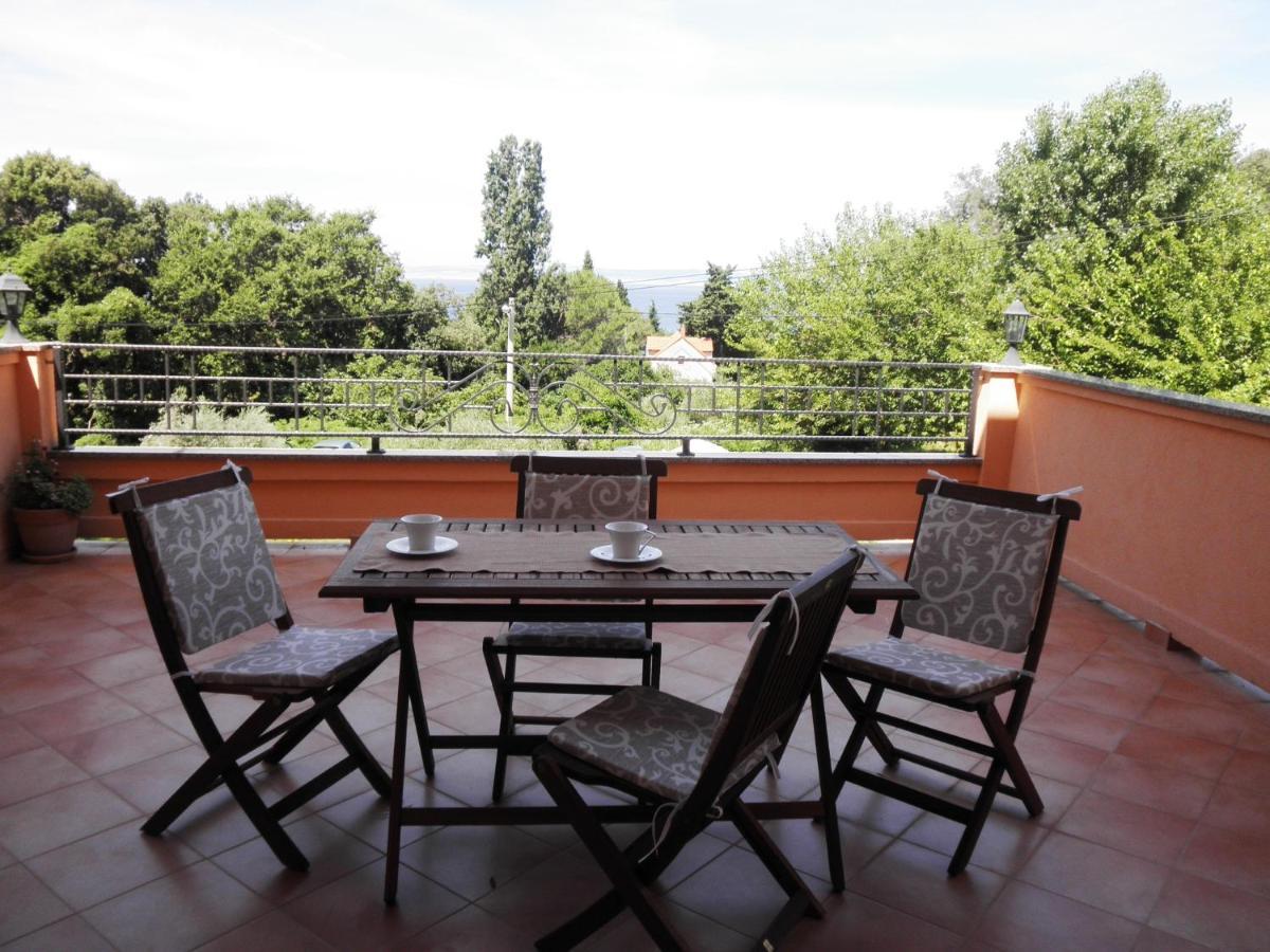 Apartments Villa Kristina Супетарська Драґа Екстер'єр фото