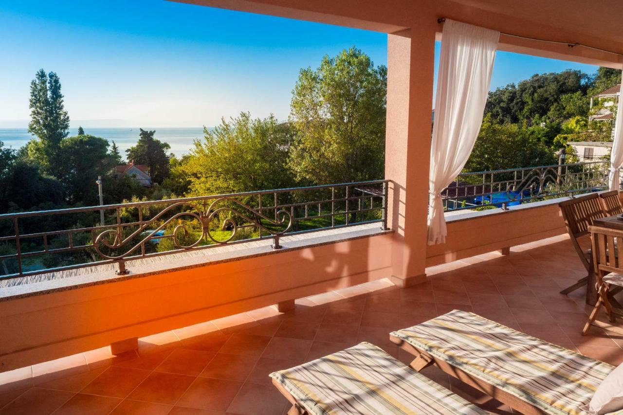 Apartments Villa Kristina Супетарська Драґа Екстер'єр фото
